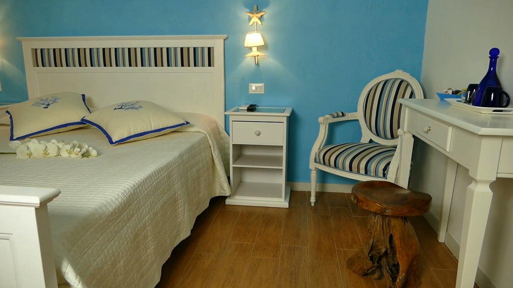 Bed & Breakfast Venezia Marina Di Carrara Room photo