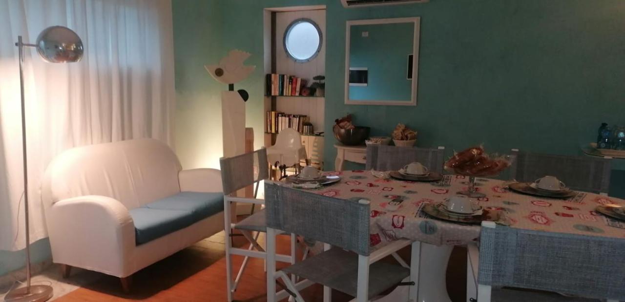 Bed & Breakfast Venezia Marina Di Carrara Exterior photo