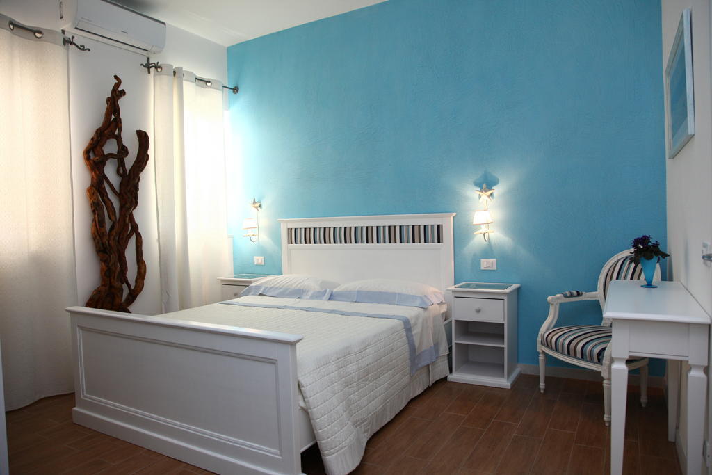 Bed & Breakfast Venezia Marina Di Carrara Room photo