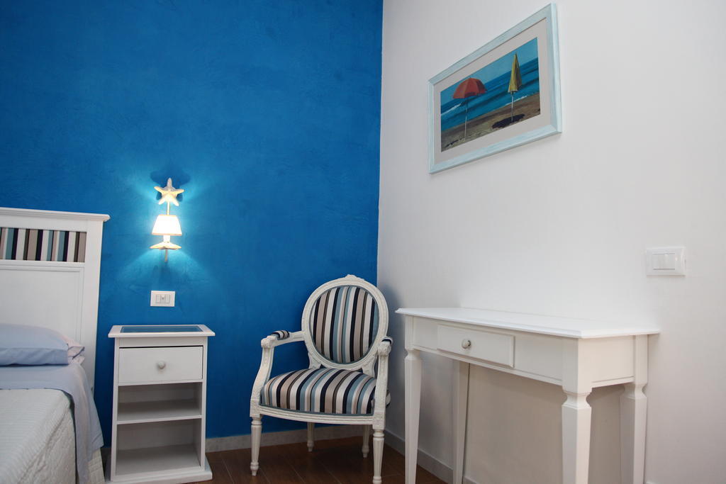 Bed & Breakfast Venezia Marina Di Carrara Exterior photo